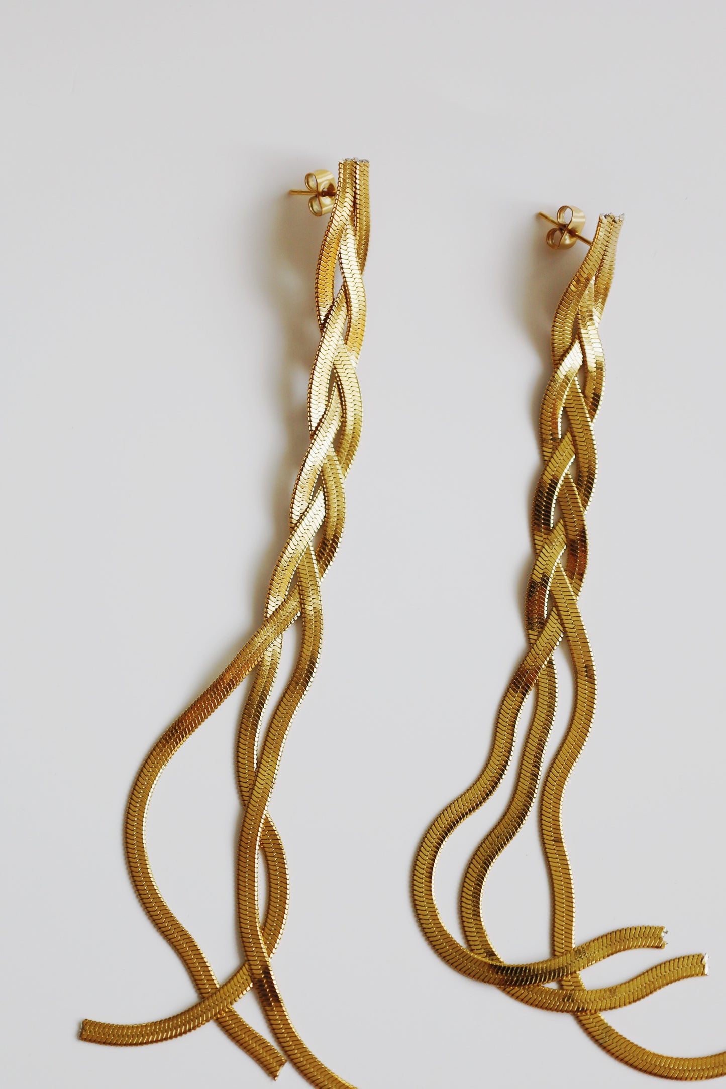 Dlouhé proplétané náušnice NAPLES